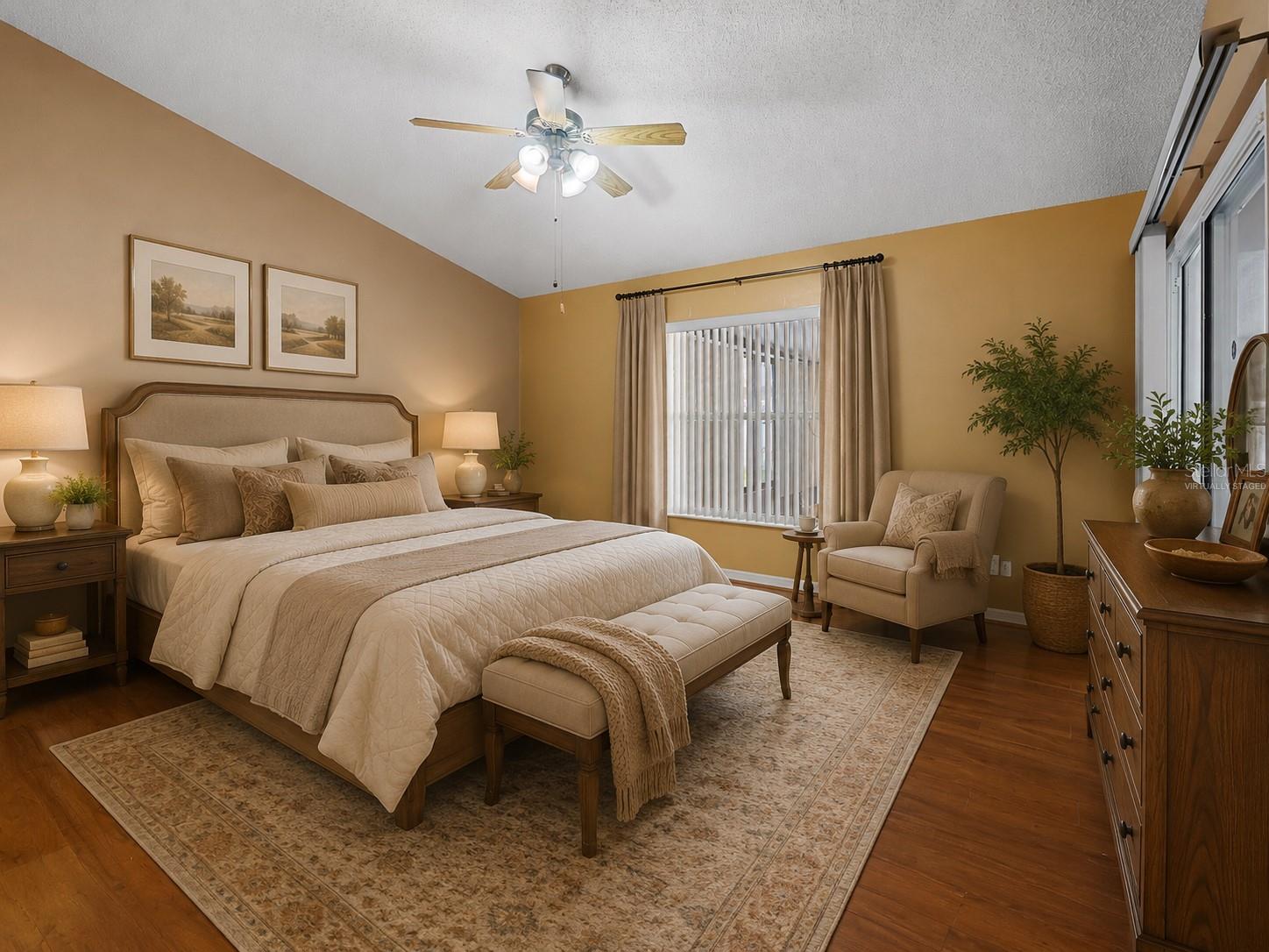 COUNTRY RUN - Residential