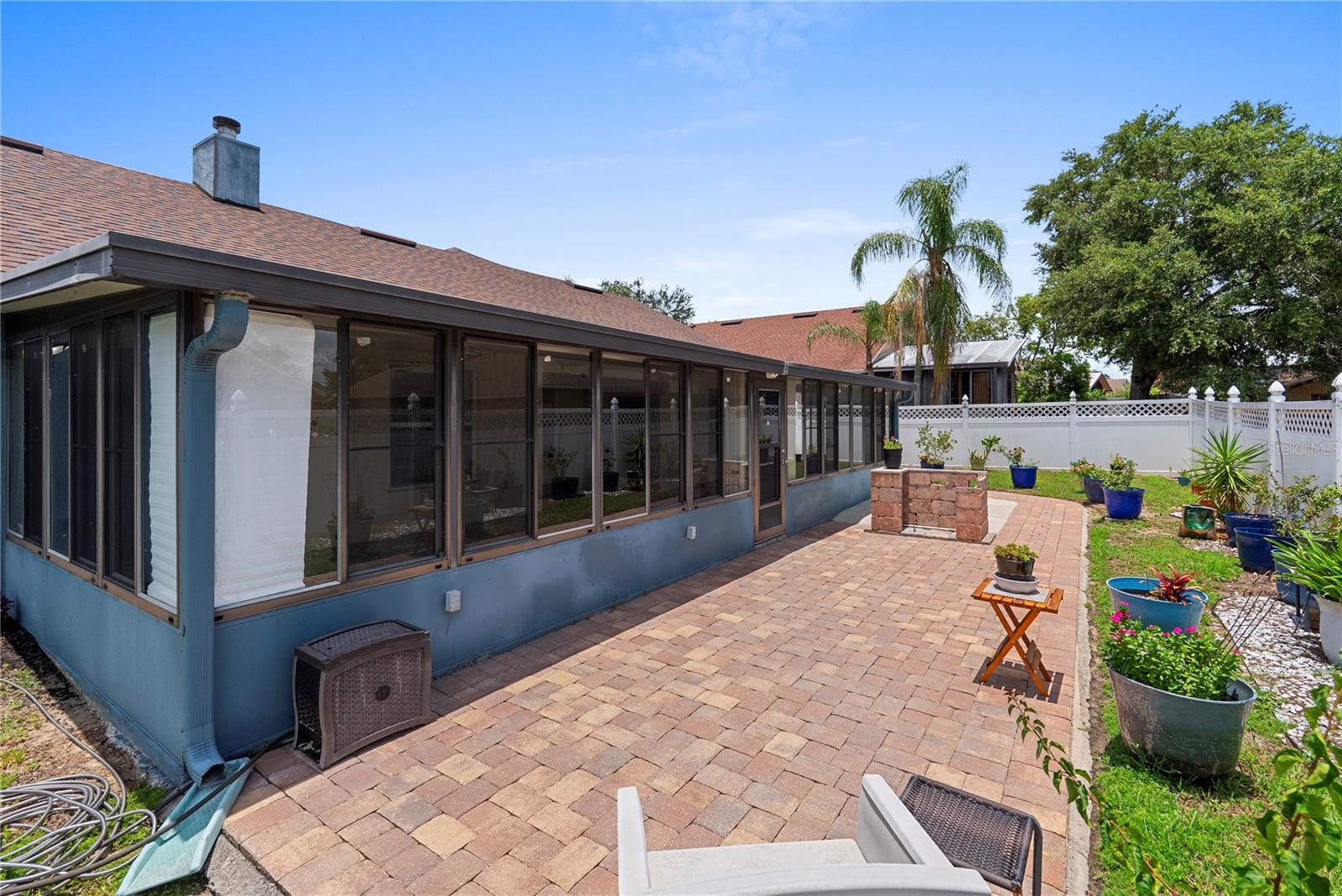 COUNTRY RUN - Residential