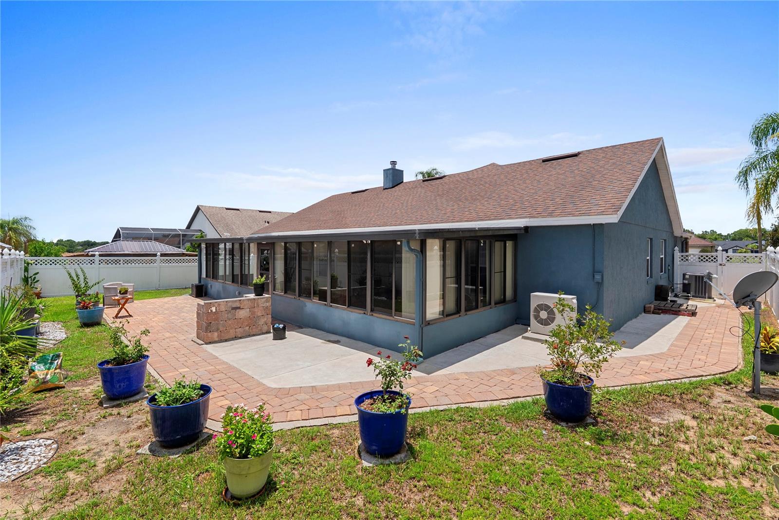 COUNTRY RUN - Residential