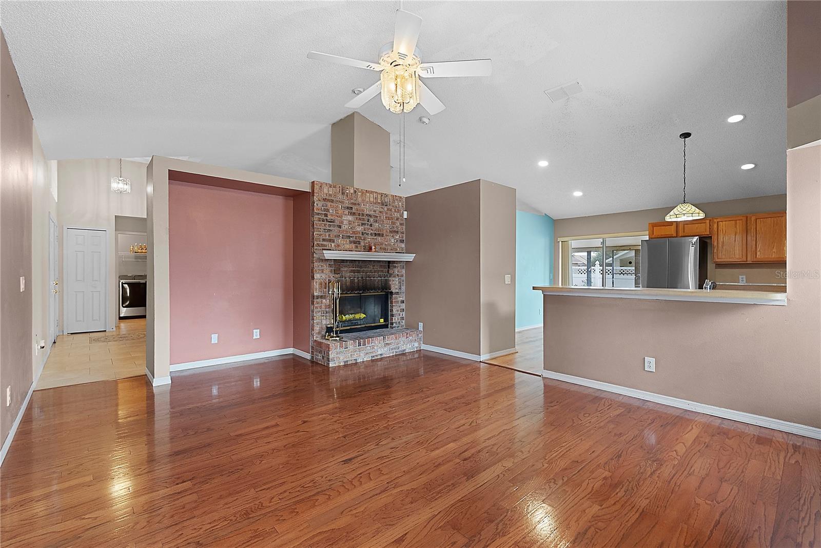 COUNTRY RUN - Residential