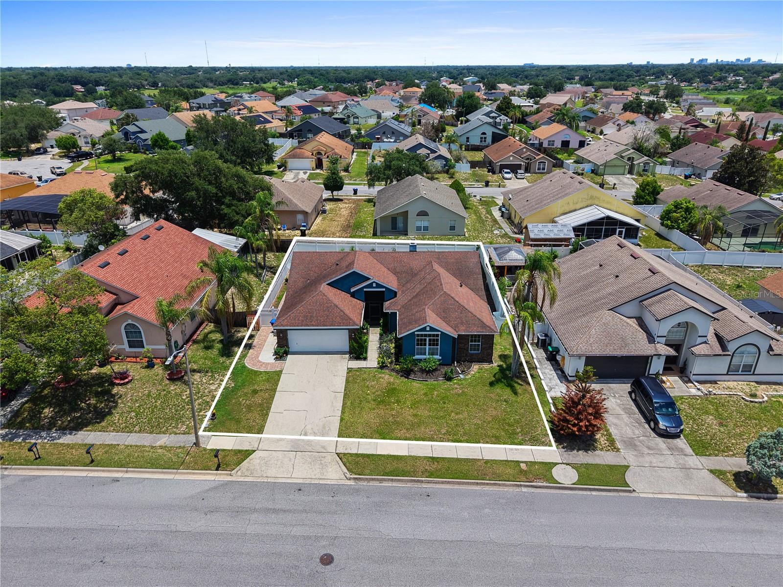 COUNTRY RUN - Residential