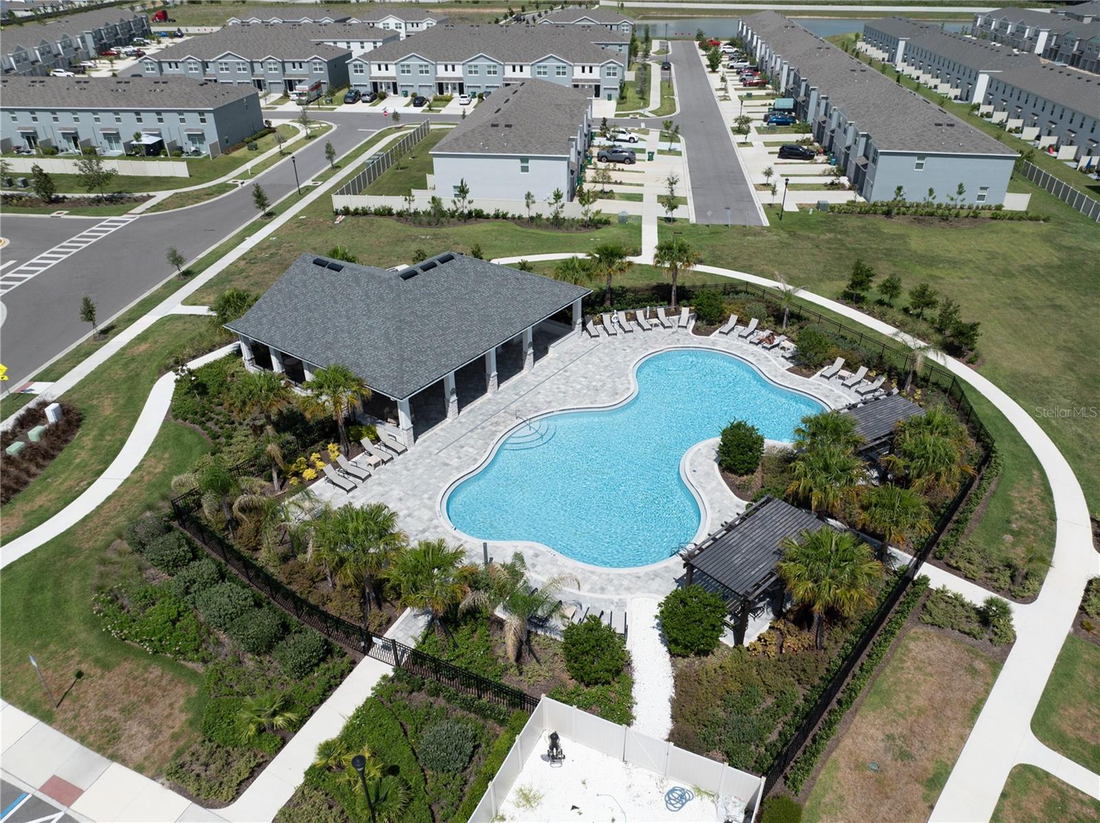 TOWNS AT WOODSDALE - Residential