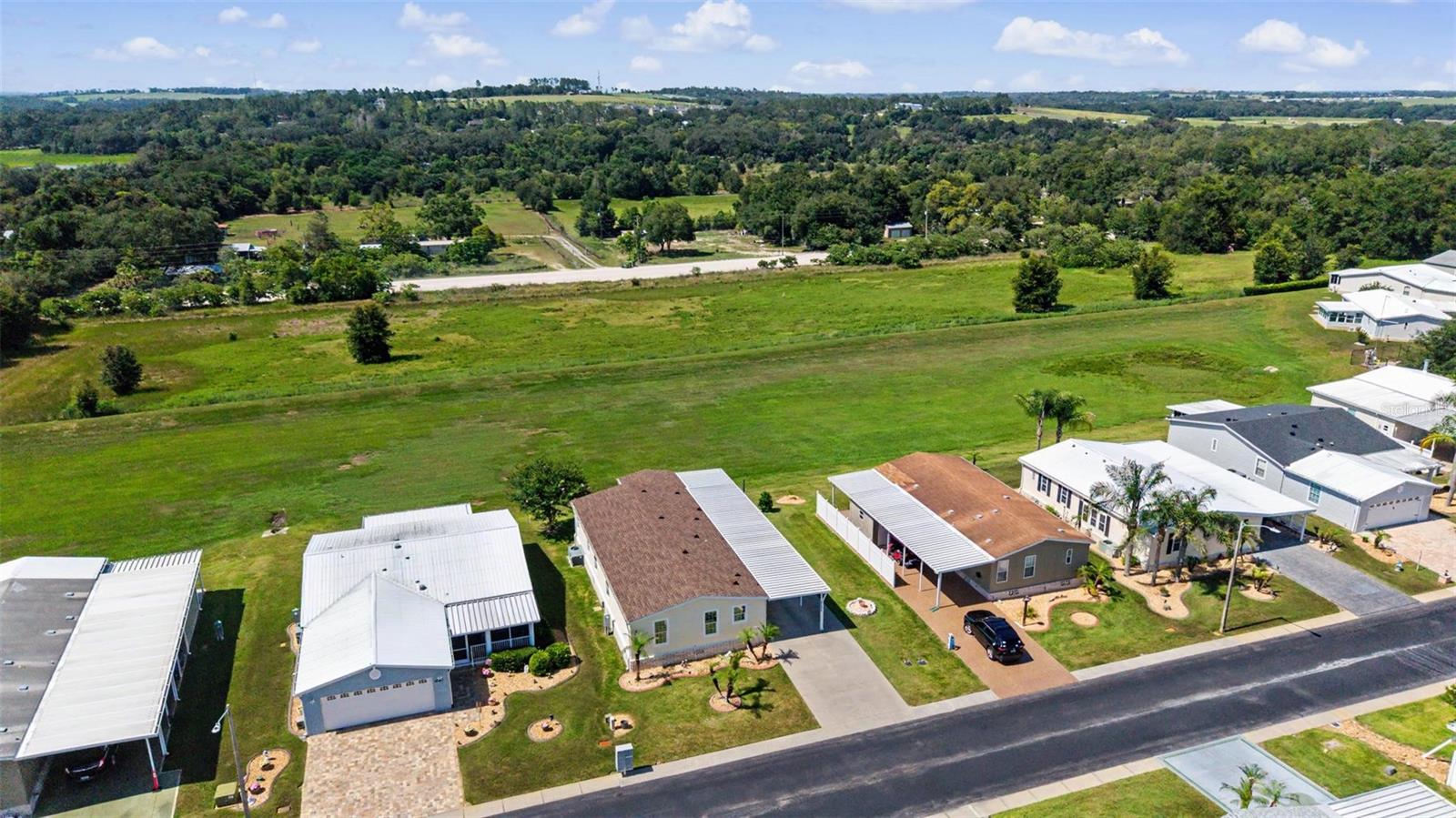 GRAND HORIZONS PH 04 - Residential