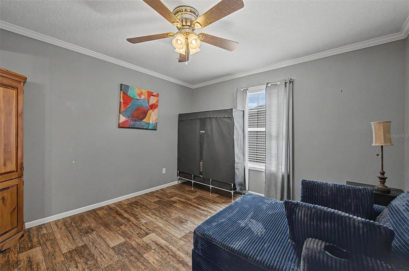 GRAND HORIZONS PH 04 - Residential