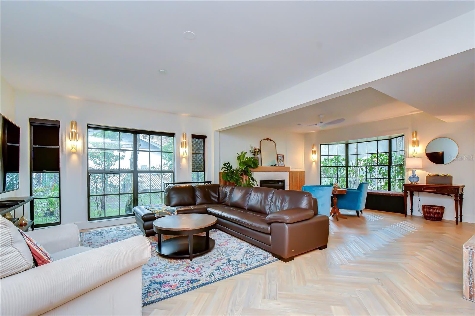 BLOOMINGDALE - Residential
