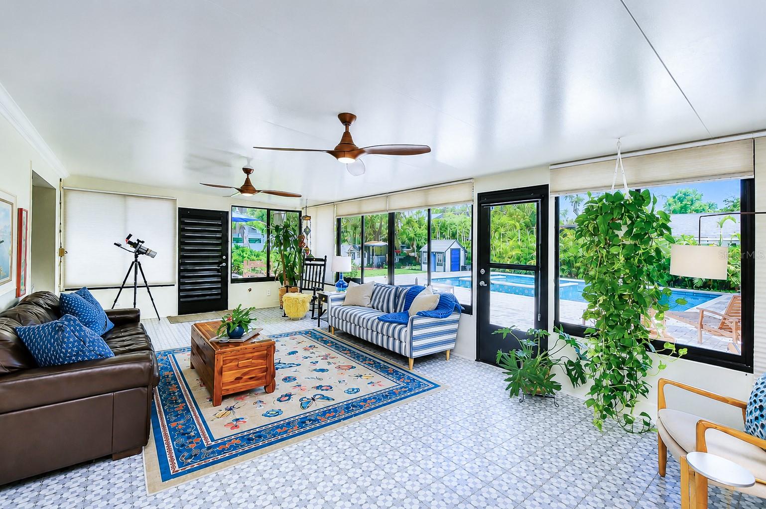 BLOOMINGDALE - Residential
