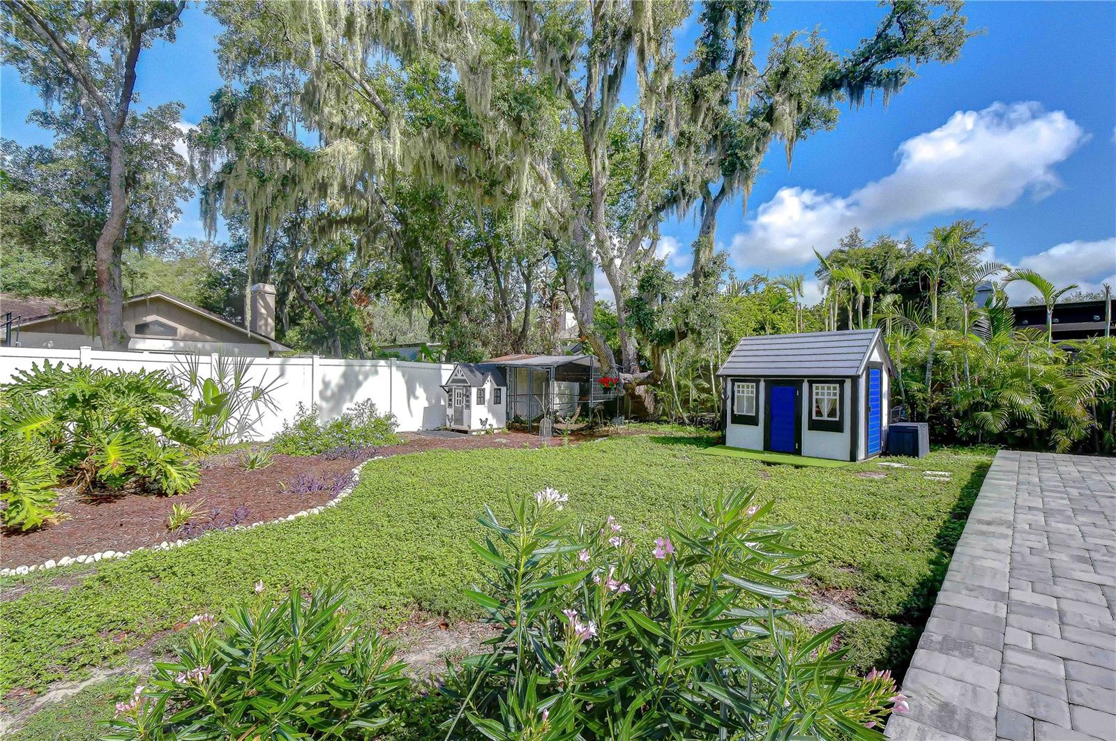 BLOOMINGDALE - Residential