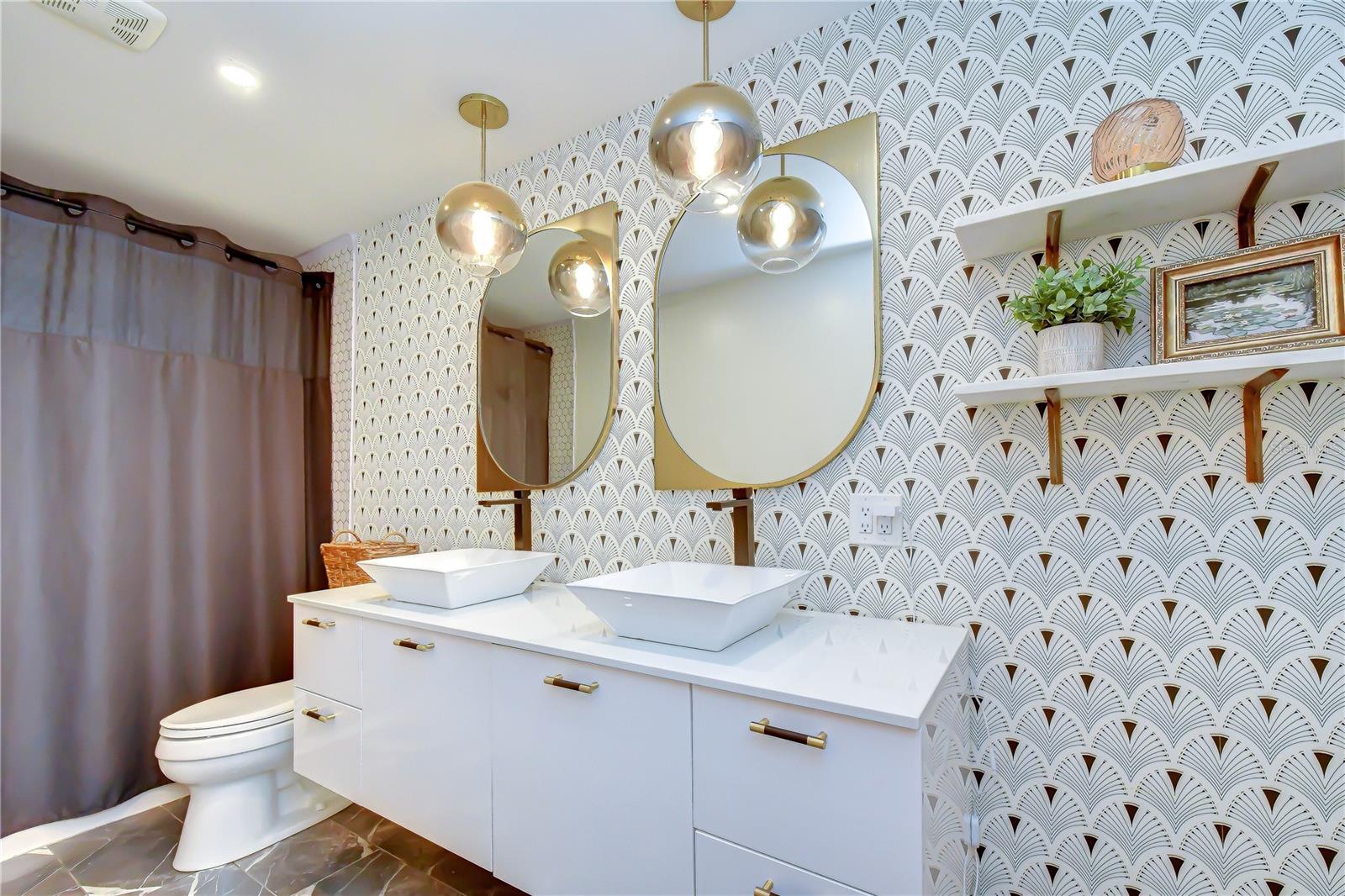 BLOOMINGDALE - Residential