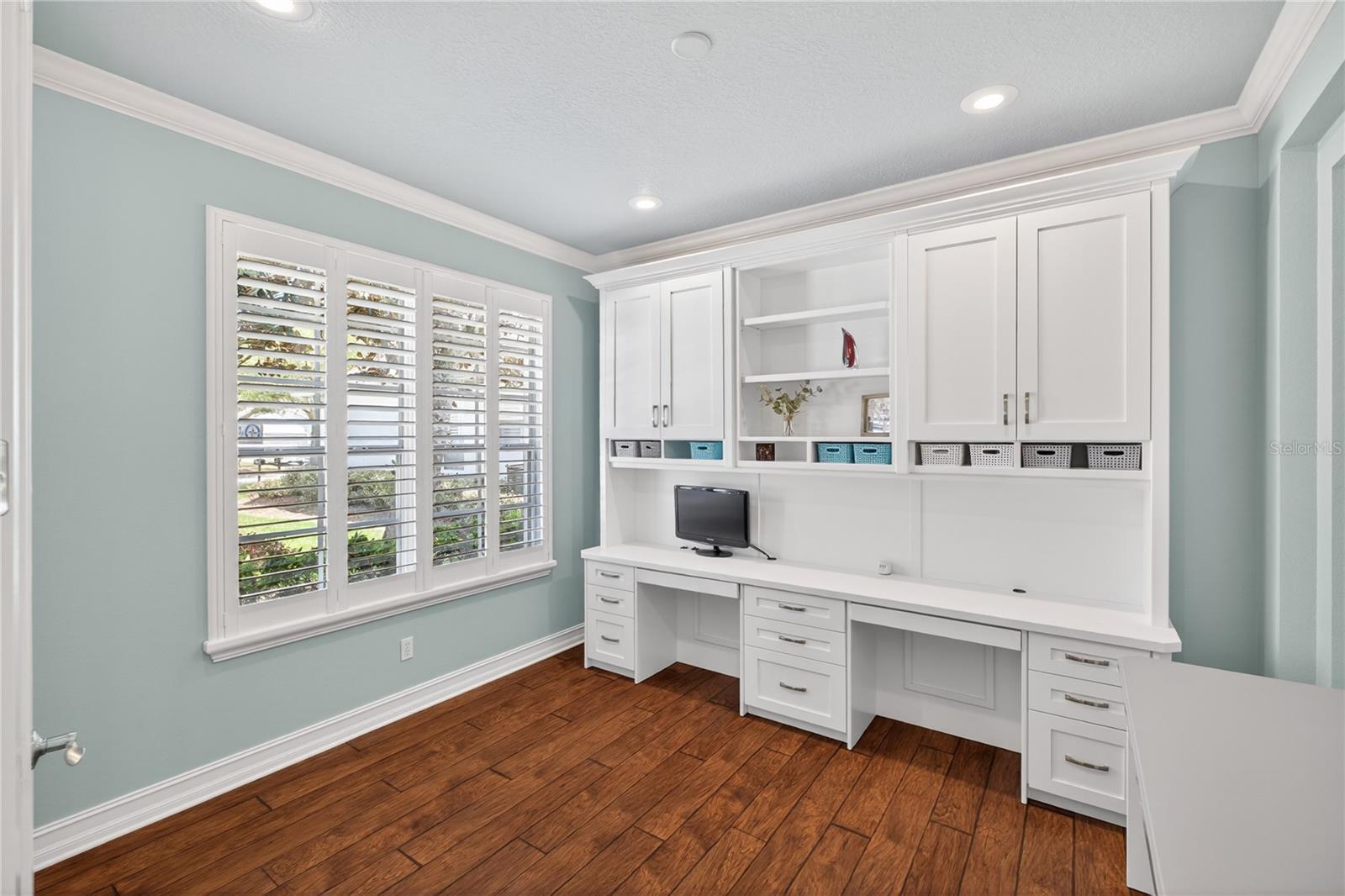 LAKE FOREST SECTION 16 - Residential