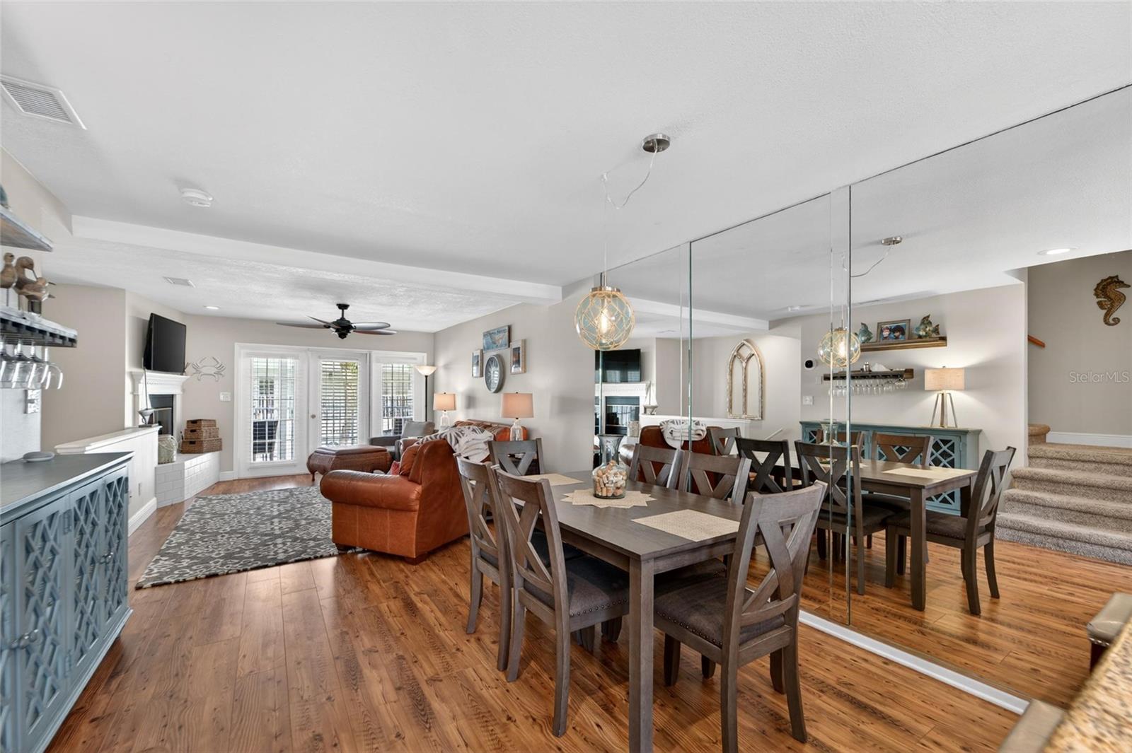 SUNSET REEF - Residential