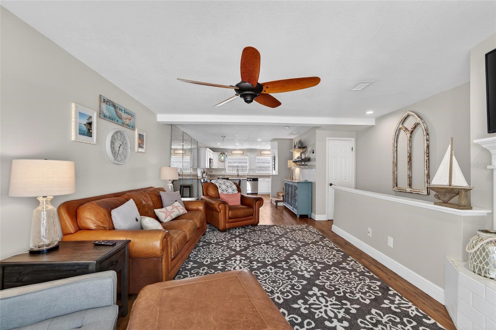SUNSET REEF - Residential