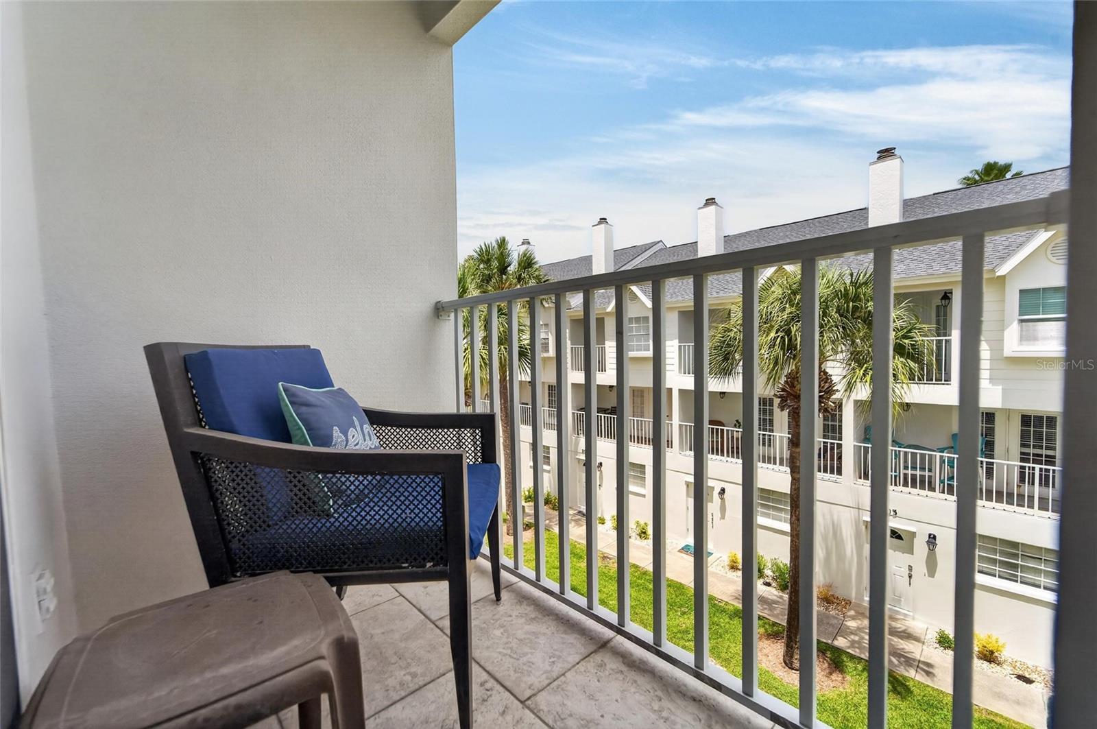 SUNSET REEF - Residential