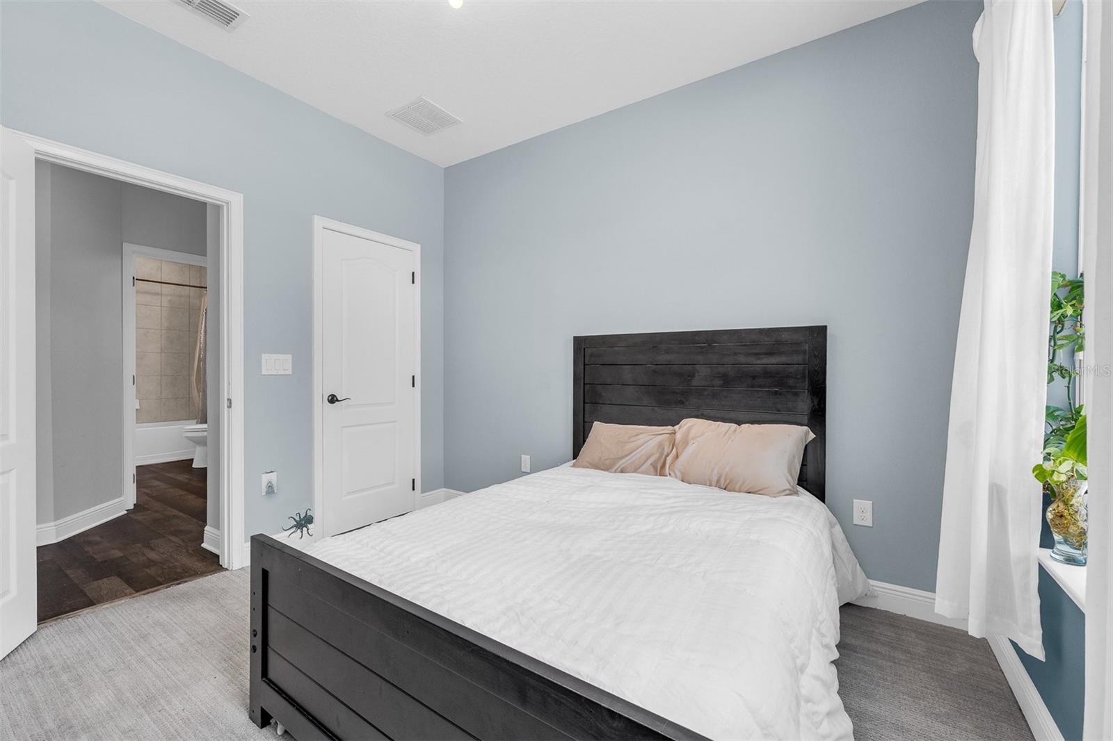 HUNTERS RUN PH 2 - Residential