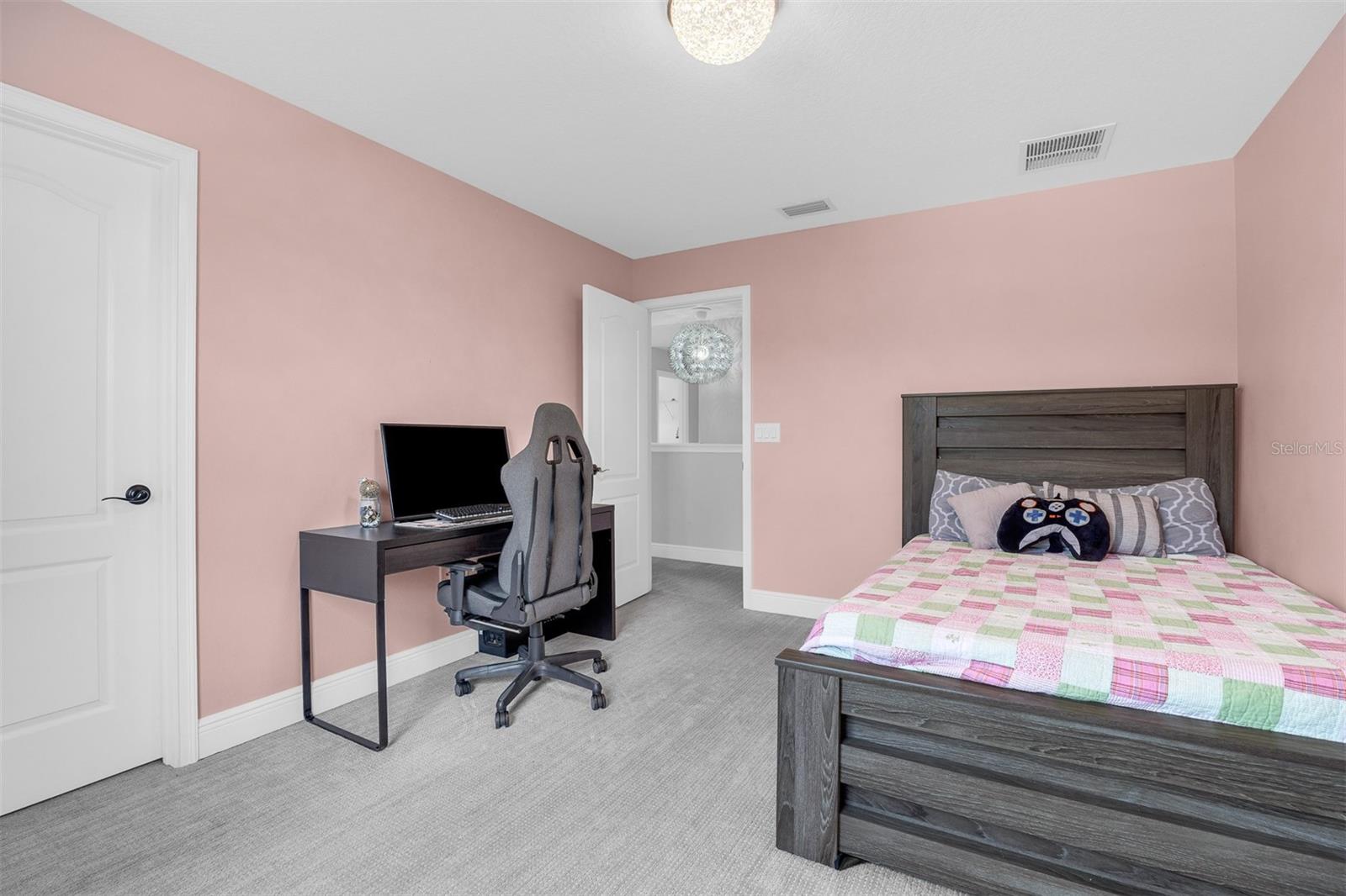 HUNTERS RUN PH 2 - Residential
