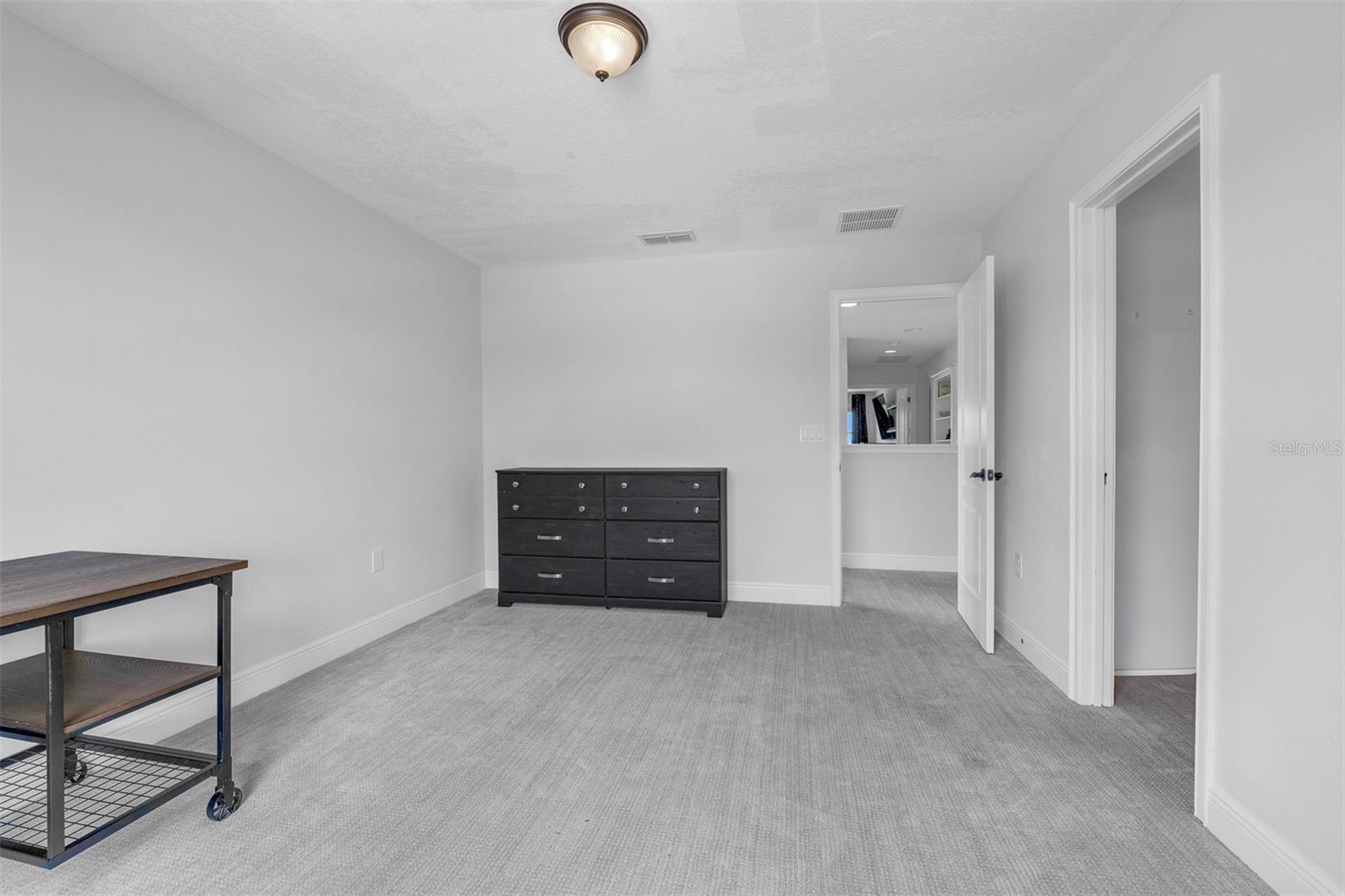 HUNTERS RUN PH 2 - Residential