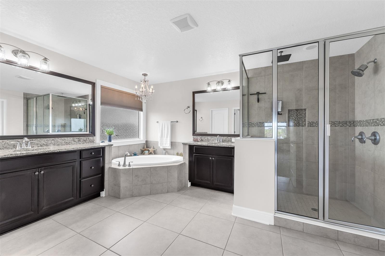 HUNTERS RUN PH 2 - Residential