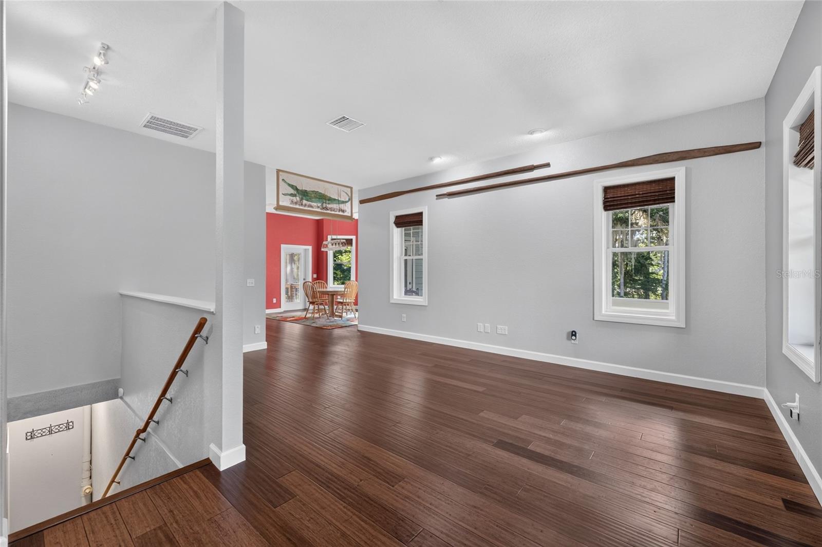 ACERAGE - Residential