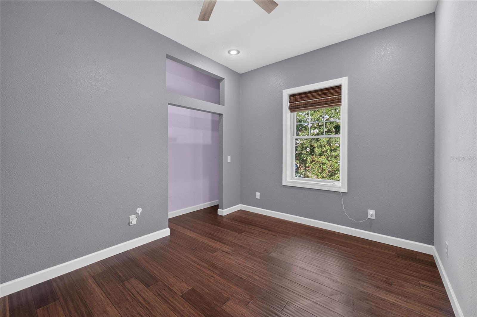 ACERAGE - Residential