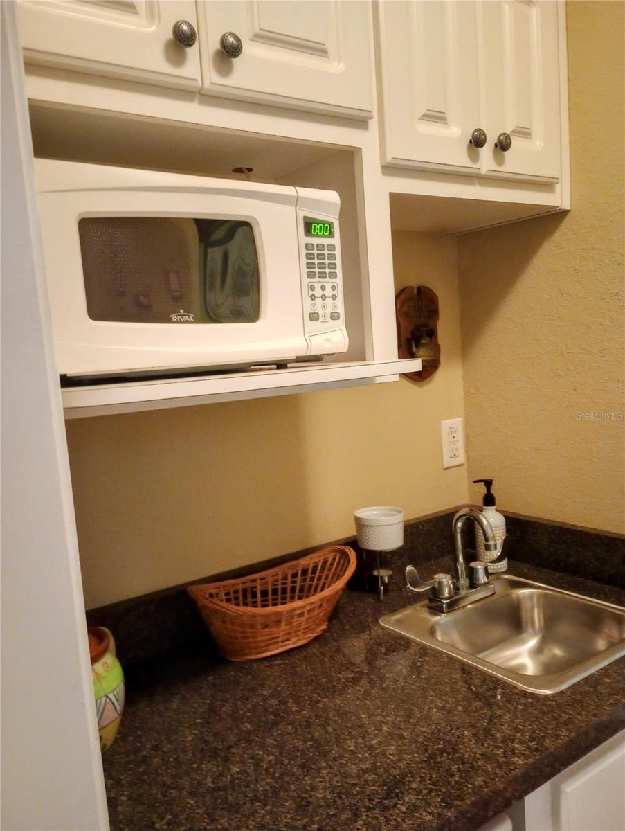 FLORIDA ORANGE GROVE CORP - Residential