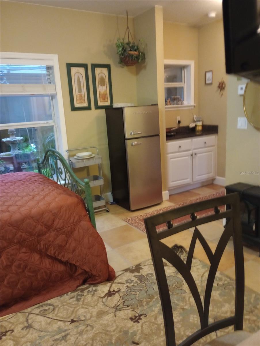 FLORIDA ORANGE GROVE CORP - Residential