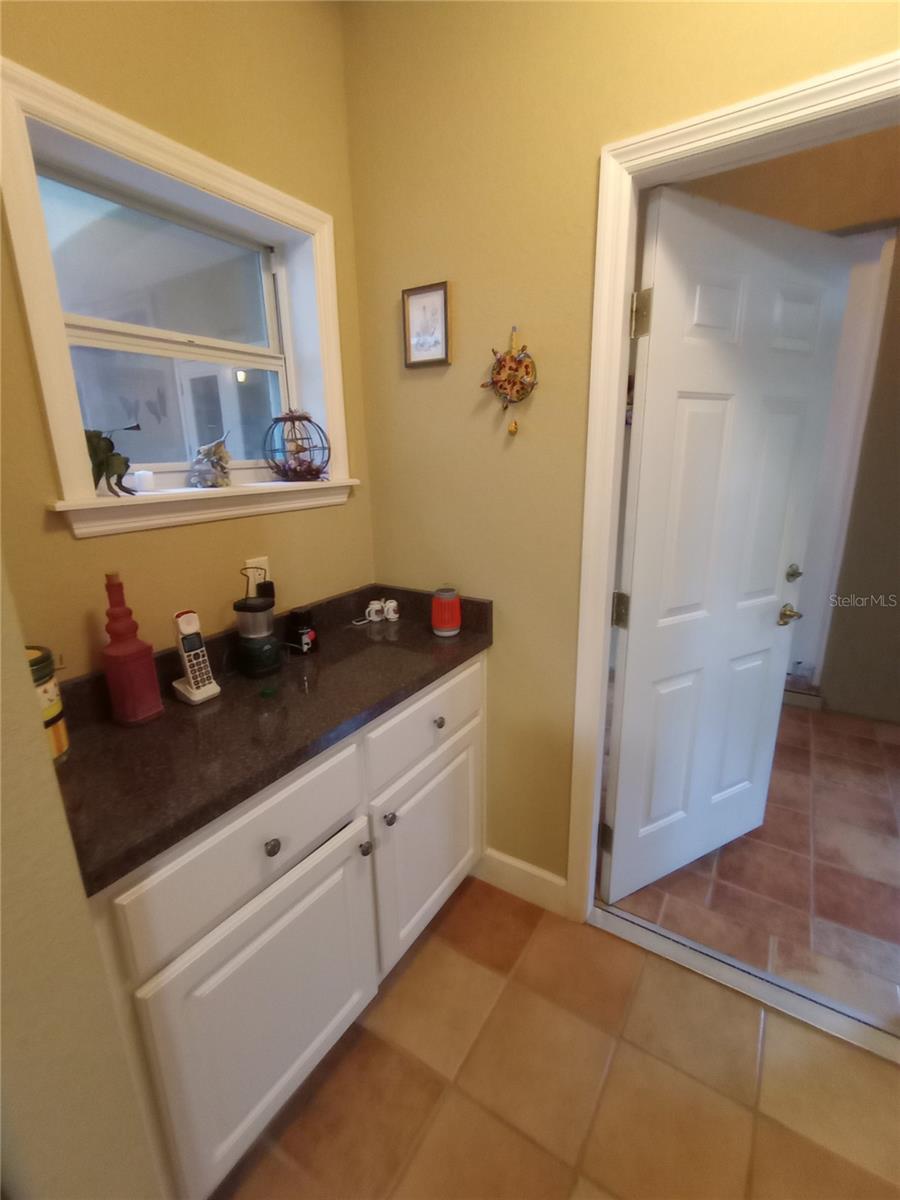 FLORIDA ORANGE GROVE CORP - Residential