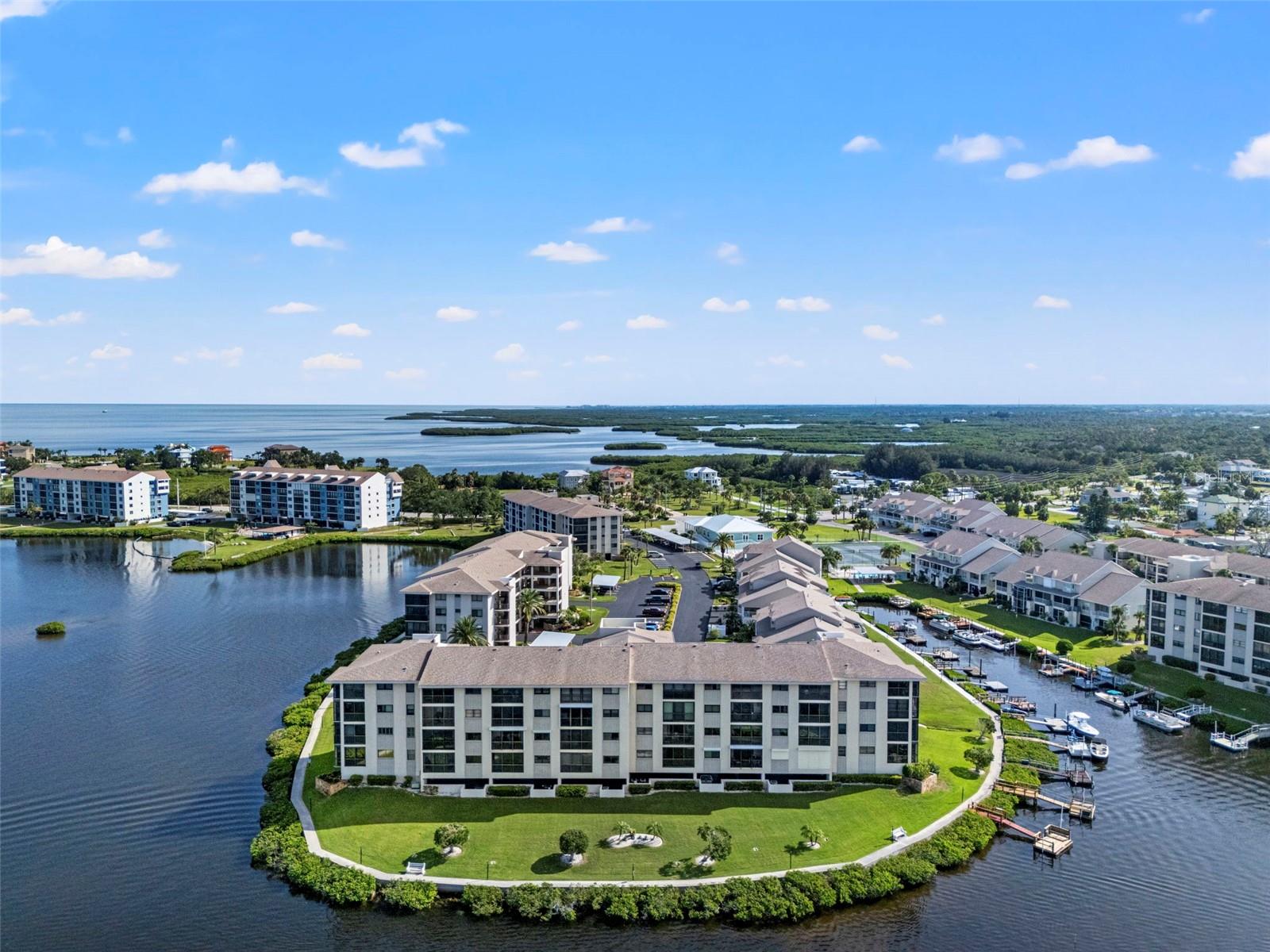 SAND PEBBLE POINTE CONDO 01 AMD 02 - Residential