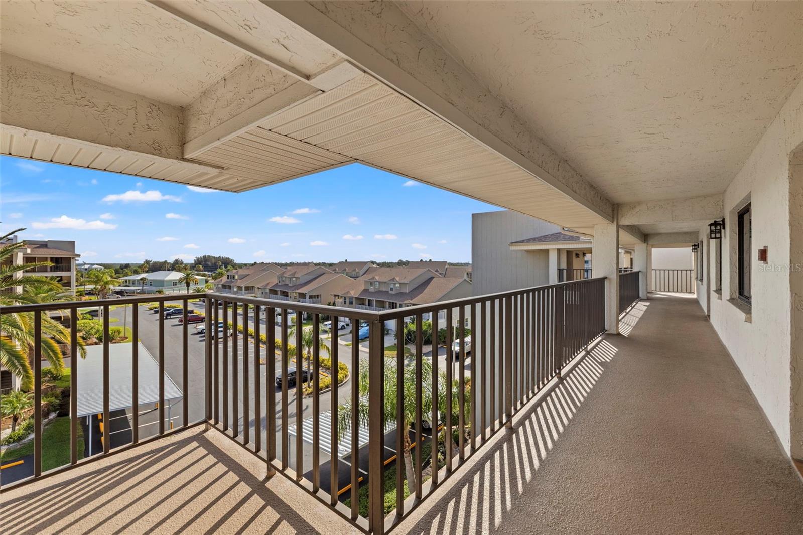 SAND PEBBLE POINTE CONDO 01 AMD 02 - Residential
