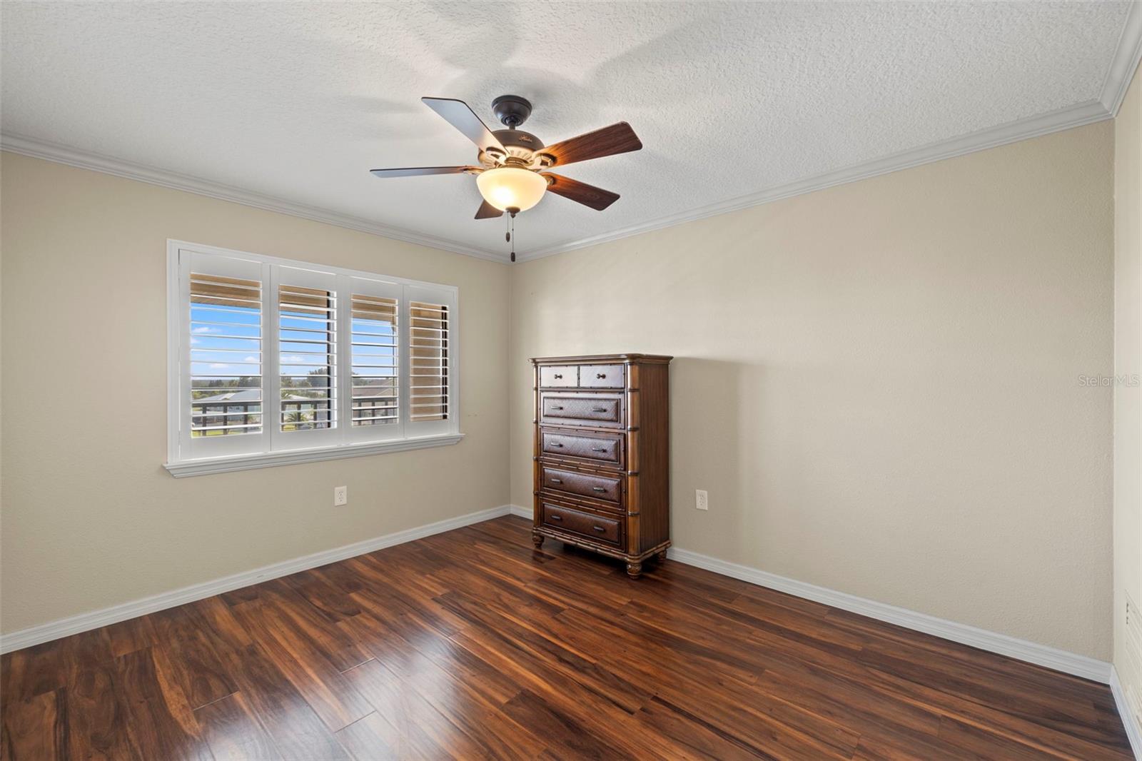 SAND PEBBLE POINTE CONDO 01 AMD 02 - Residential