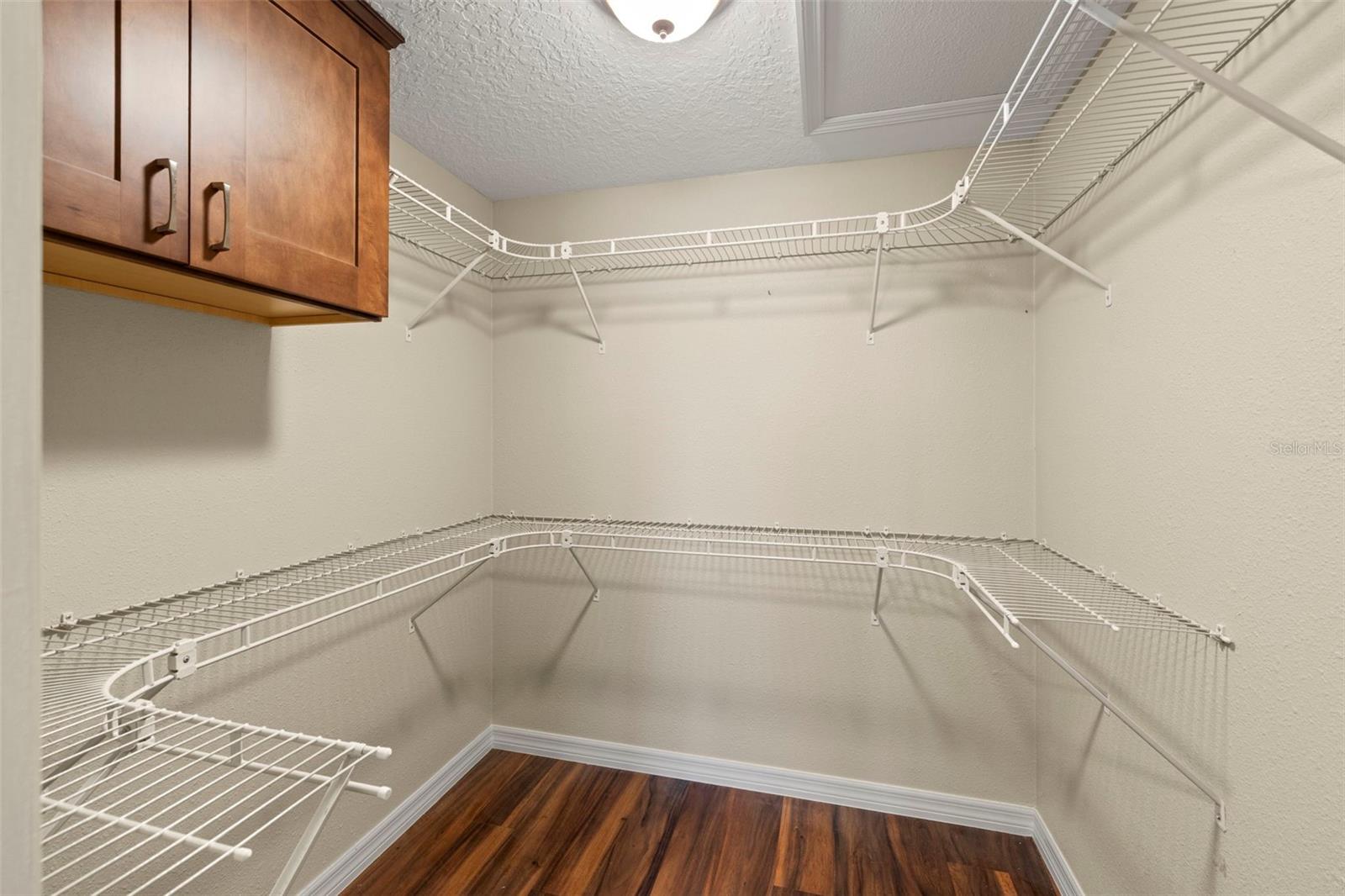 SAND PEBBLE POINTE CONDO 01 AMD 02 - Residential