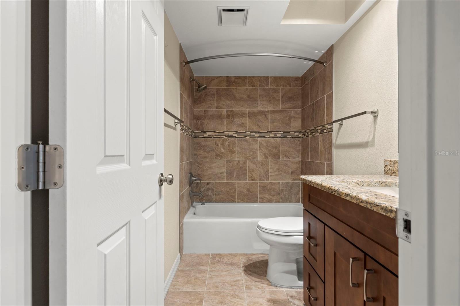 SAND PEBBLE POINTE CONDO 01 AMD 02 - Residential