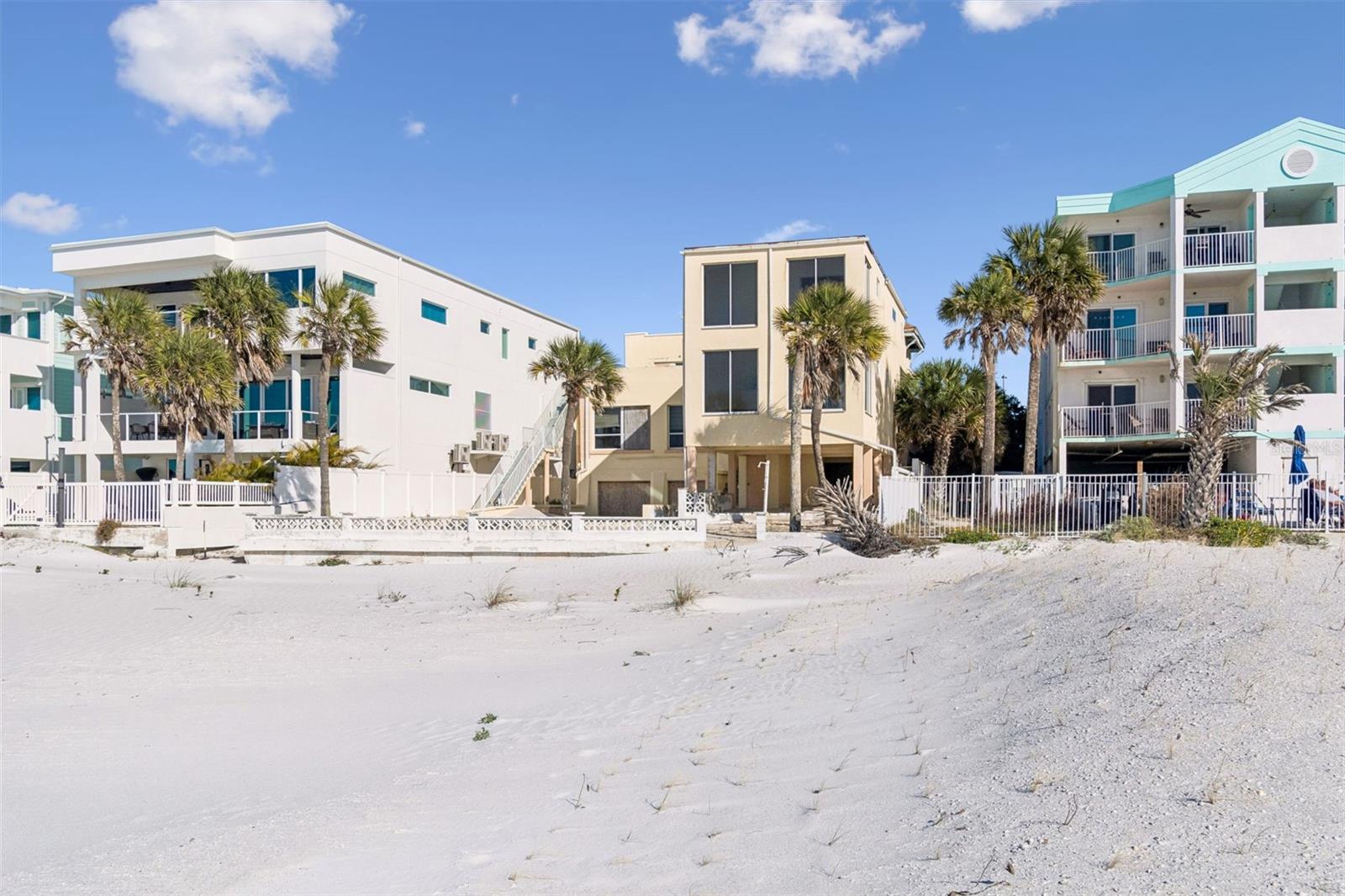 INDIAN ROCKS - Residential