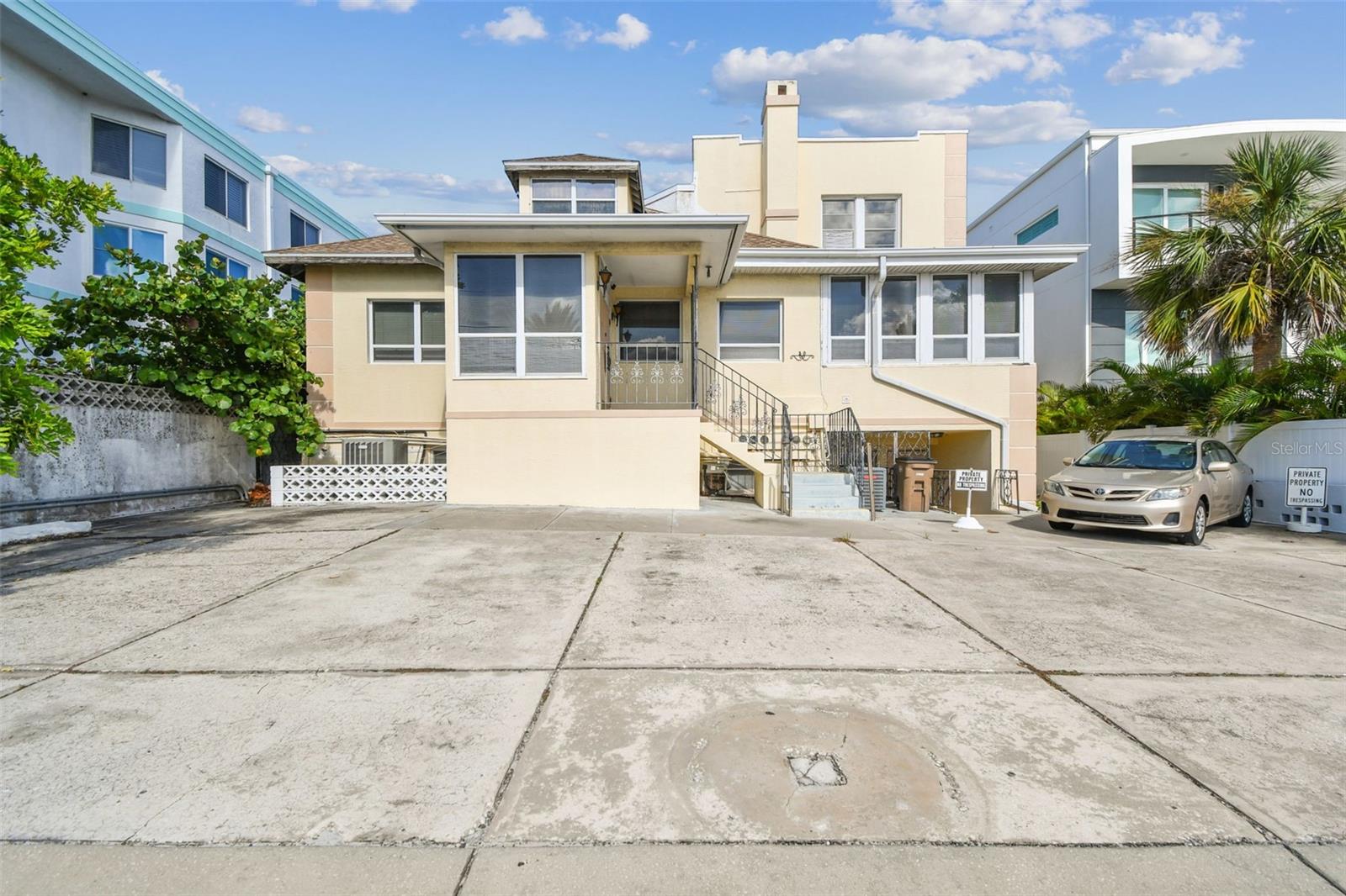 INDIAN ROCKS - Residential