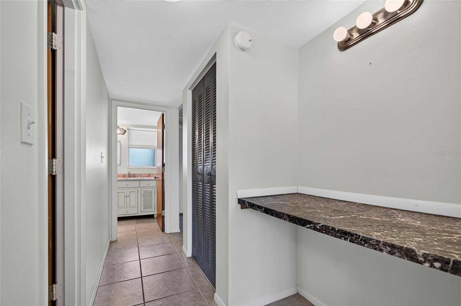PURITAN ARMS - Residential