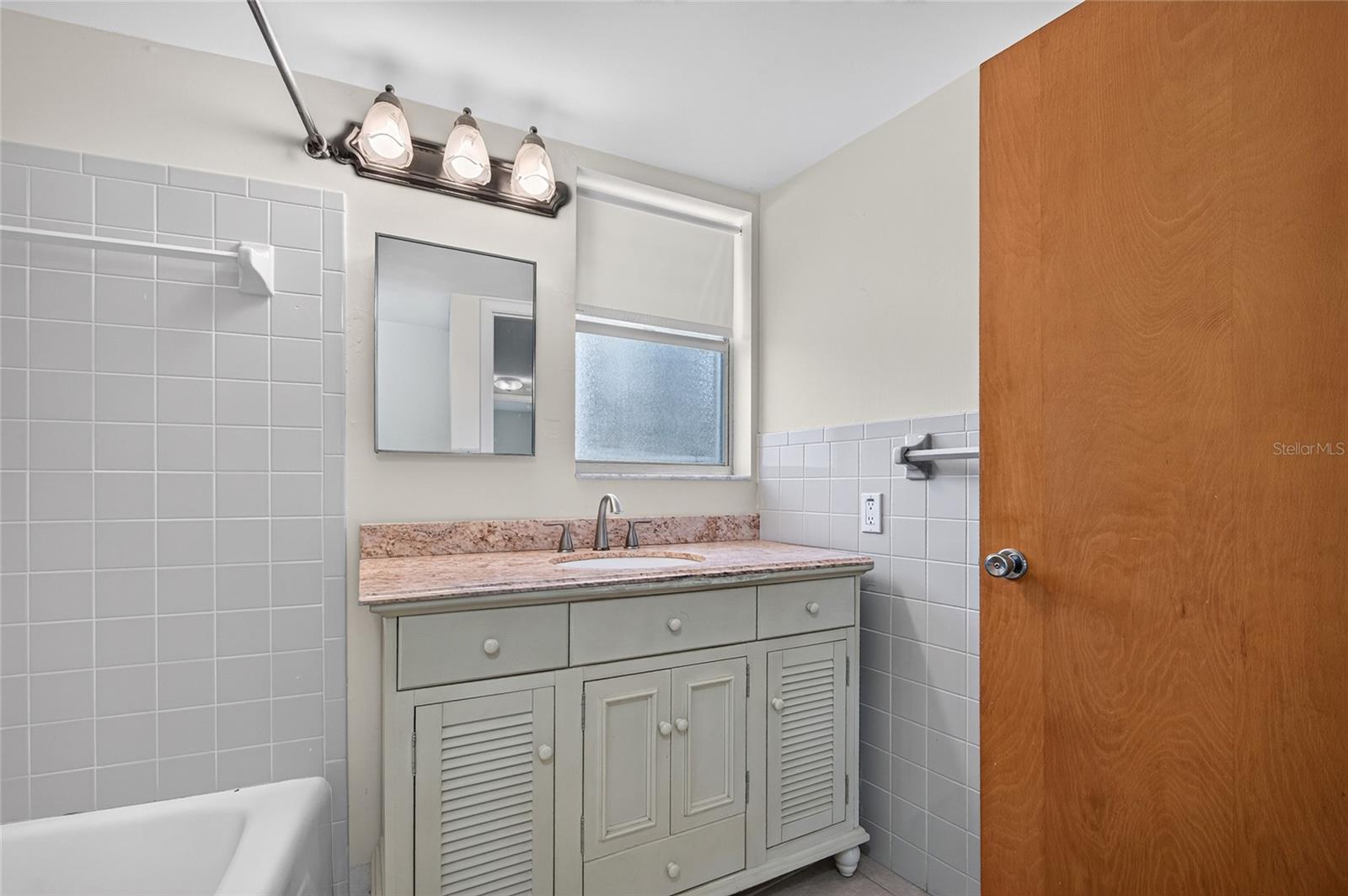 PURITAN ARMS - Residential