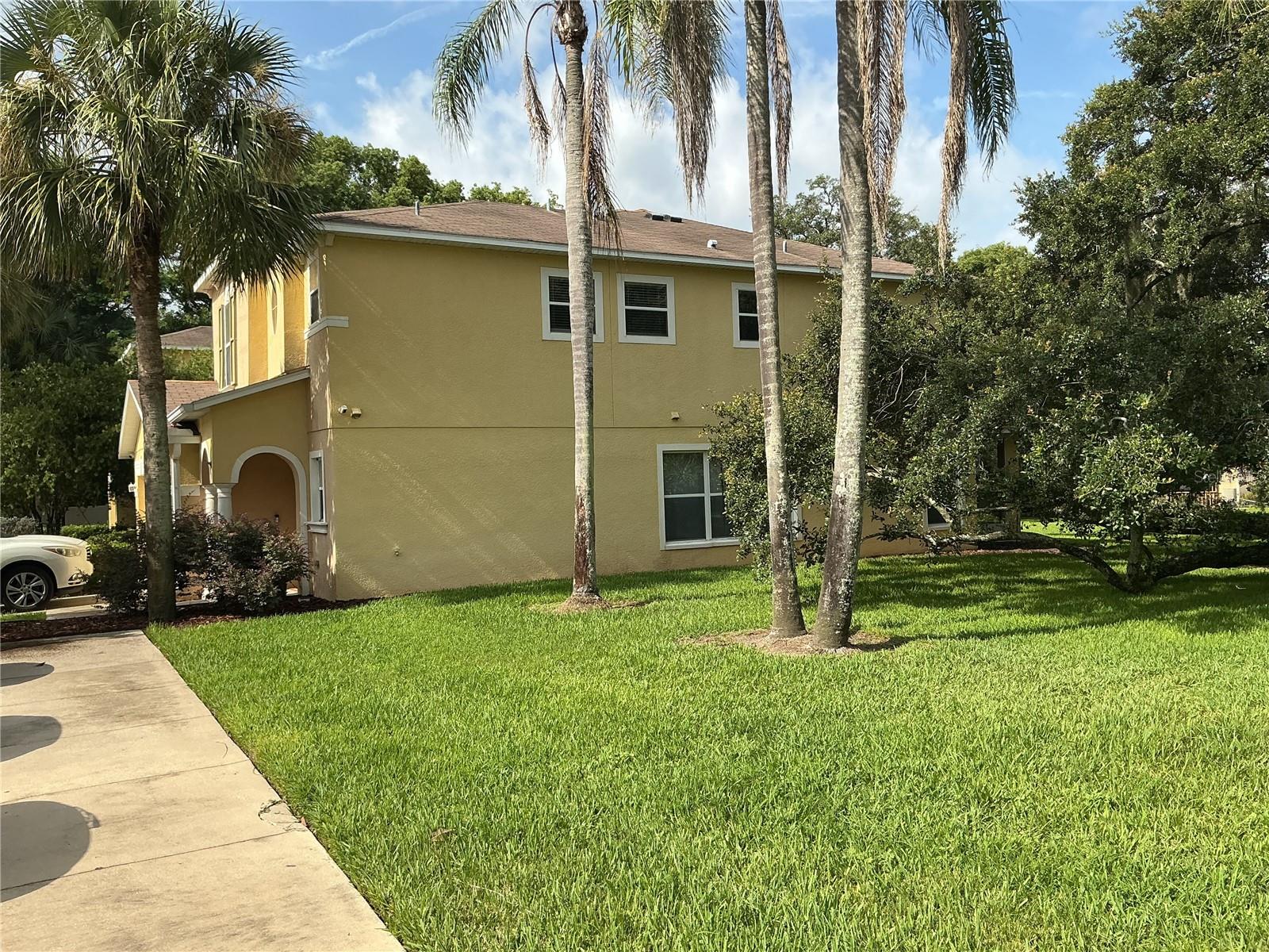 MANGO RIDGE TWNHMS - Residential