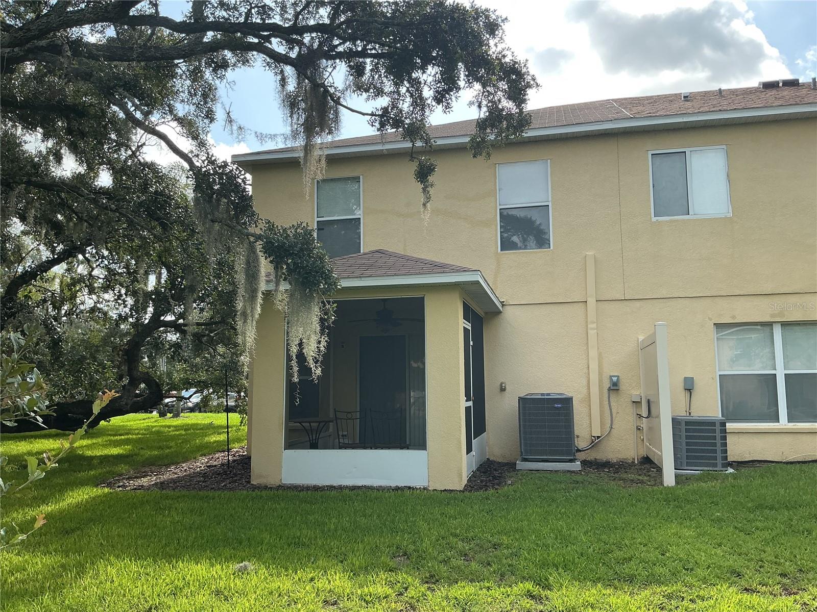 MANGO RIDGE TWNHMS - Residential