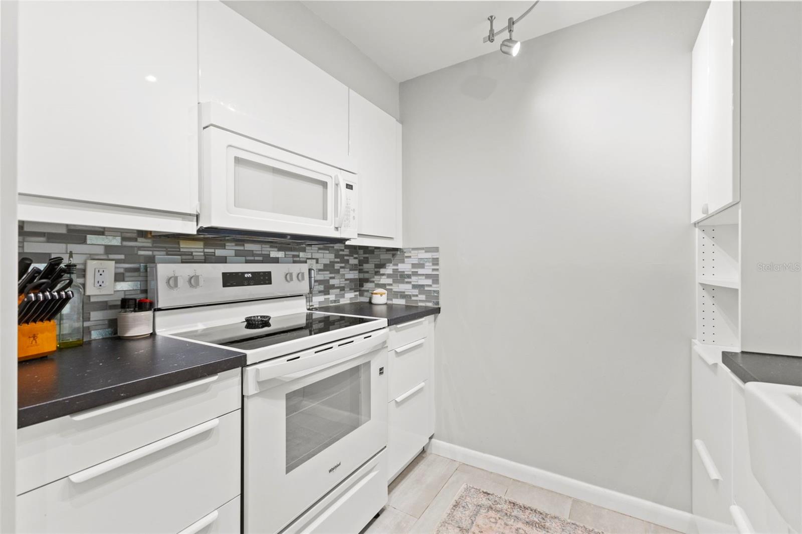BELLEAIR FOREST GARDEN CONDO - Residential