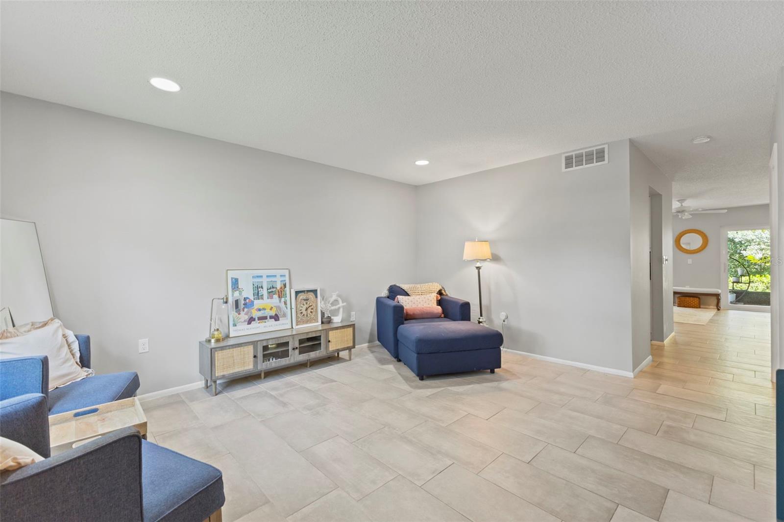 BELLEAIR FOREST GARDEN CONDO - Residential