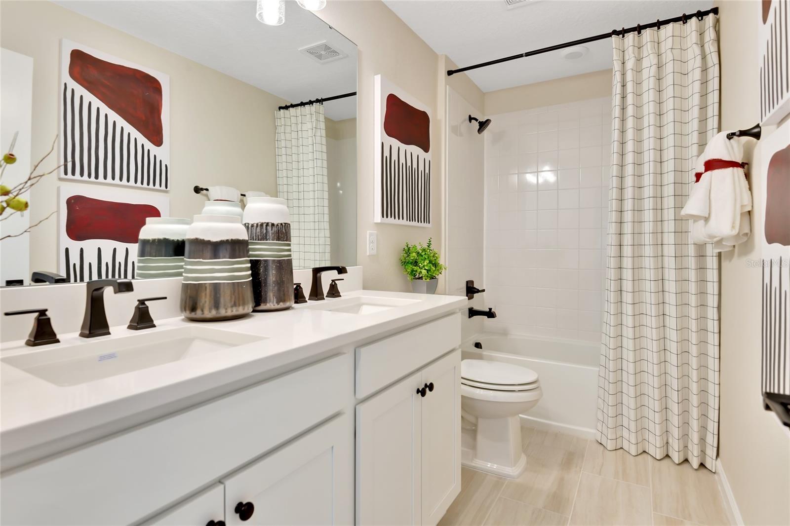 SEASONS AT MAGNOLIA POINTE - Residential