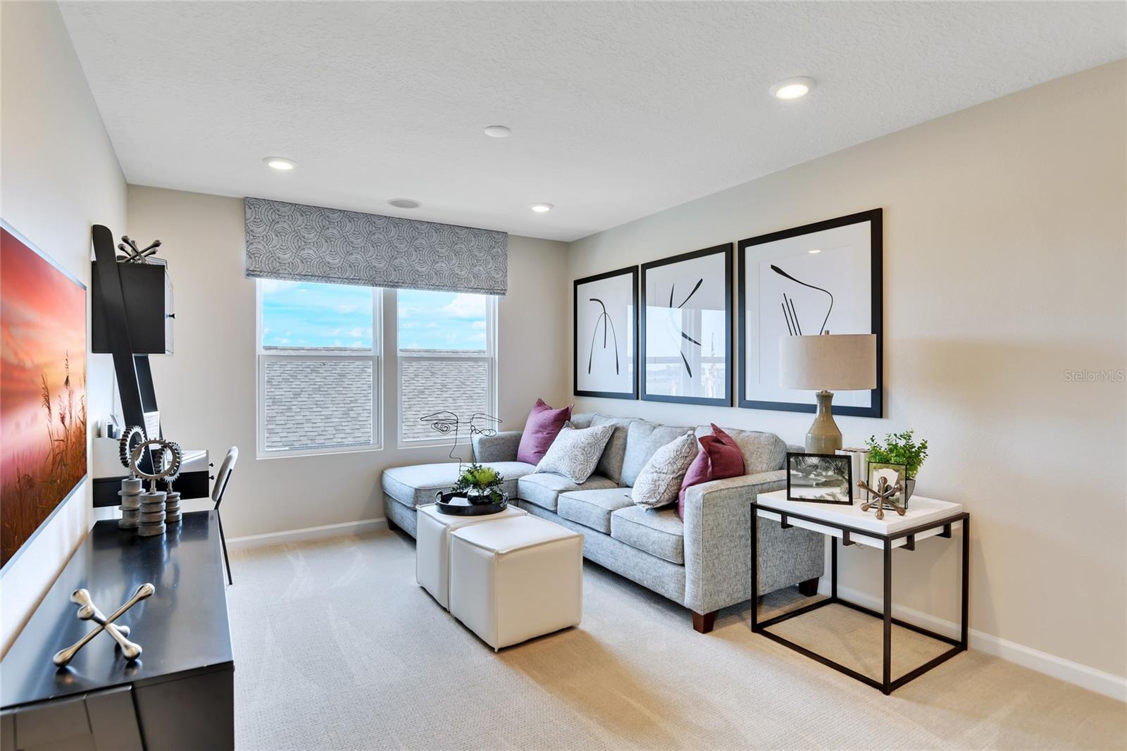 SEASONS AT MAGNOLIA POINTE - Residential