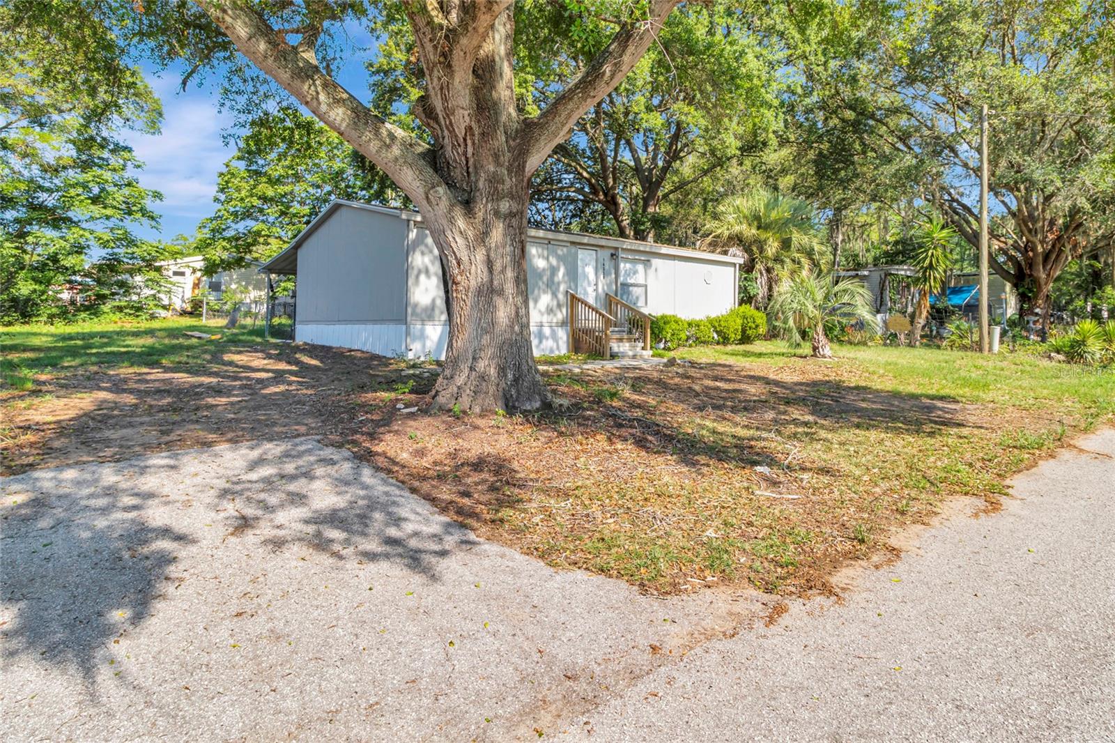LITTLE LAKE WEIR SUB FIRST ADD - Residential