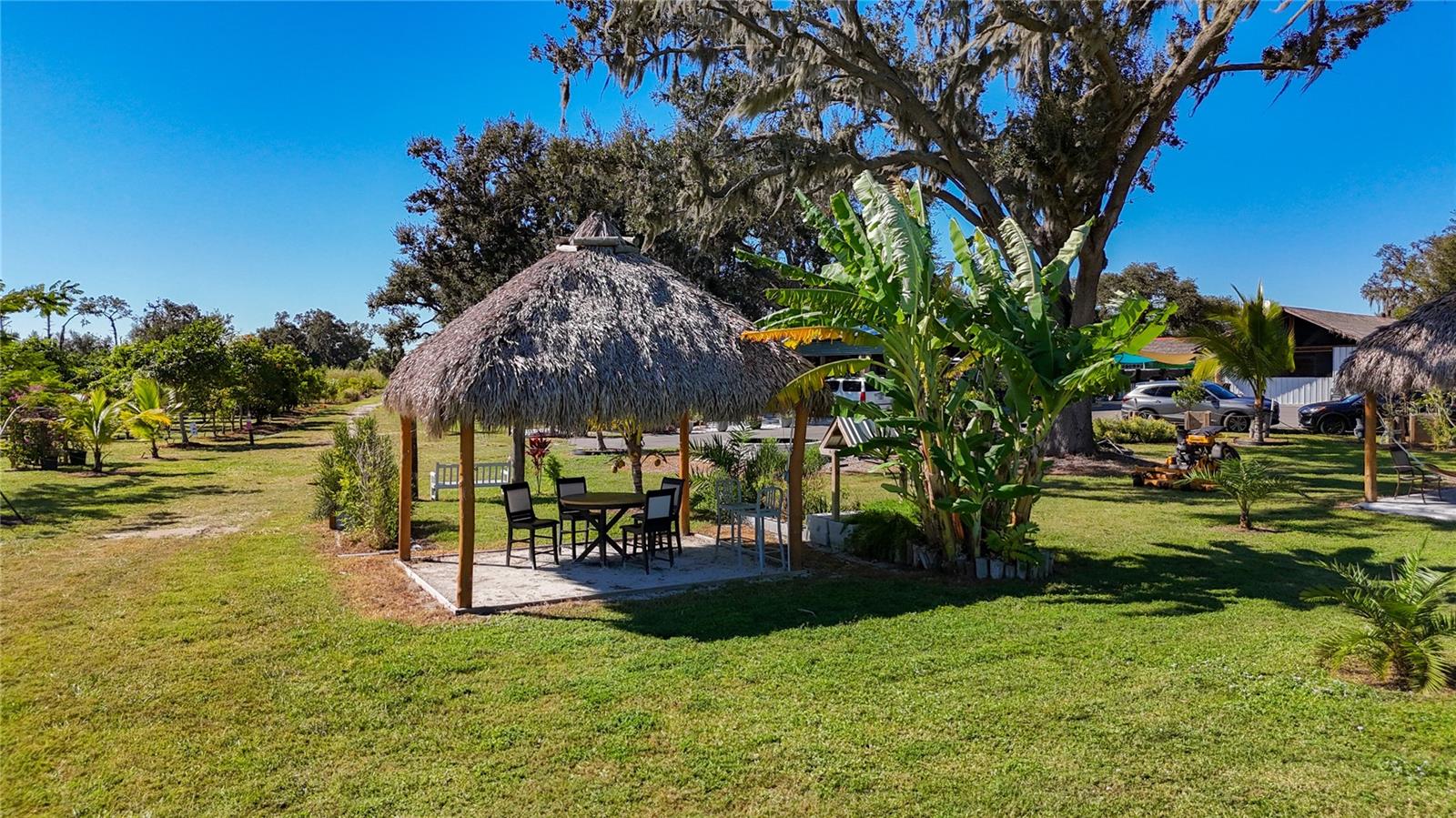 ACREAGE - Land