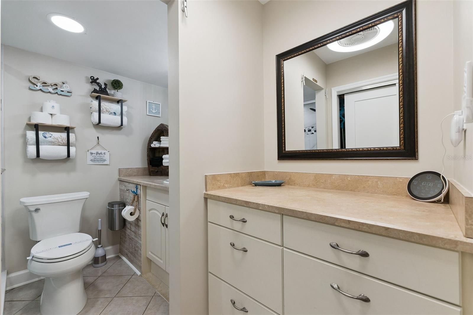 MARINERS COVE CONDO - Residential