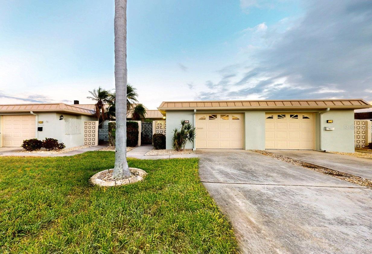 BOCA CIEGA POINT EAST - Residential