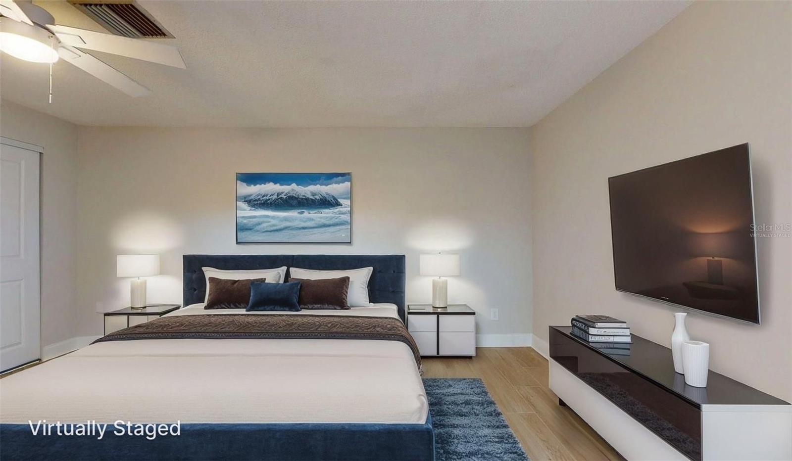 BOCA CIEGA POINT EAST - Residential