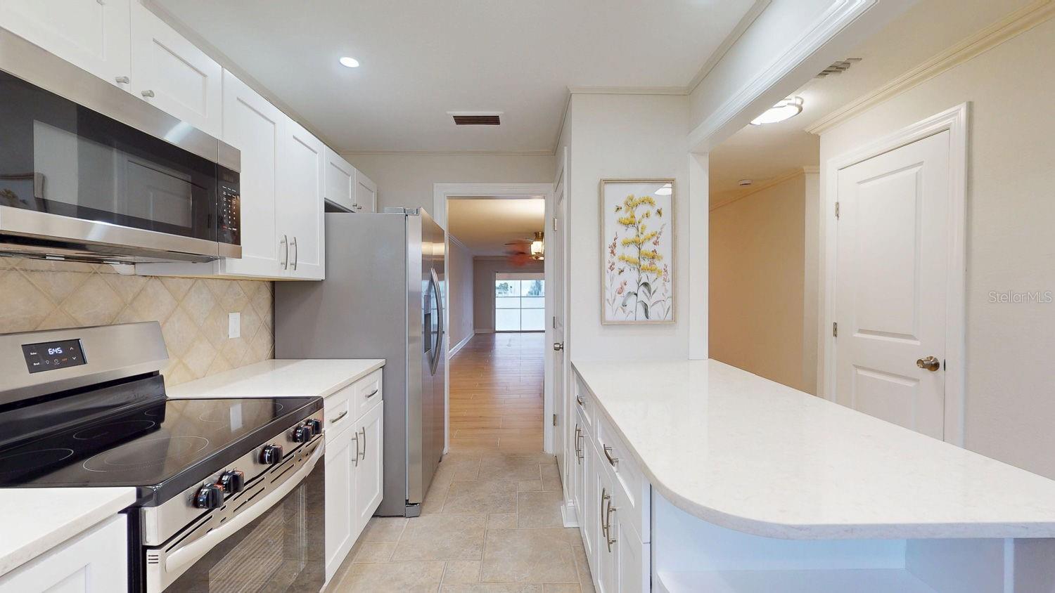 BOCA CIEGA POINT EAST - Residential