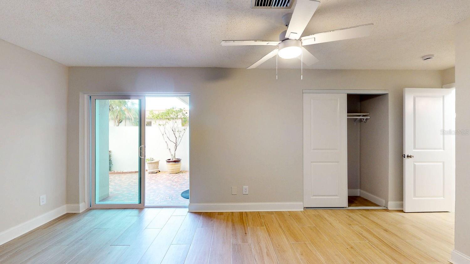 BOCA CIEGA POINT EAST - Residential