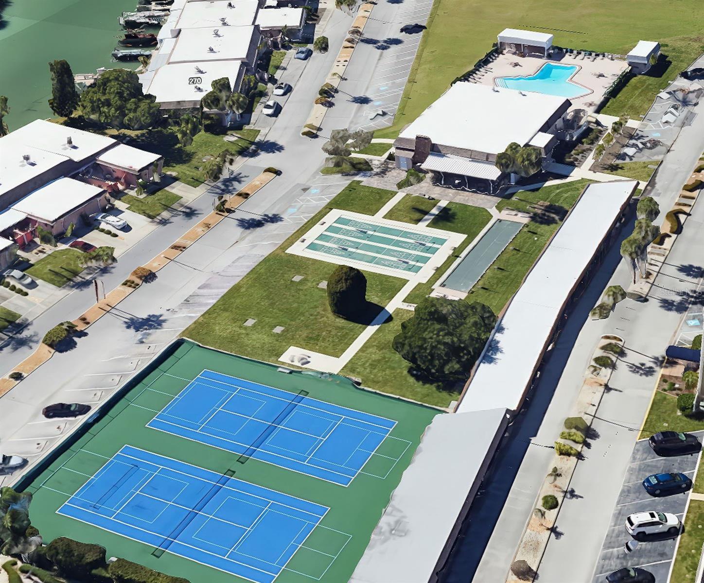 BOCA CIEGA POINT EAST - Residential