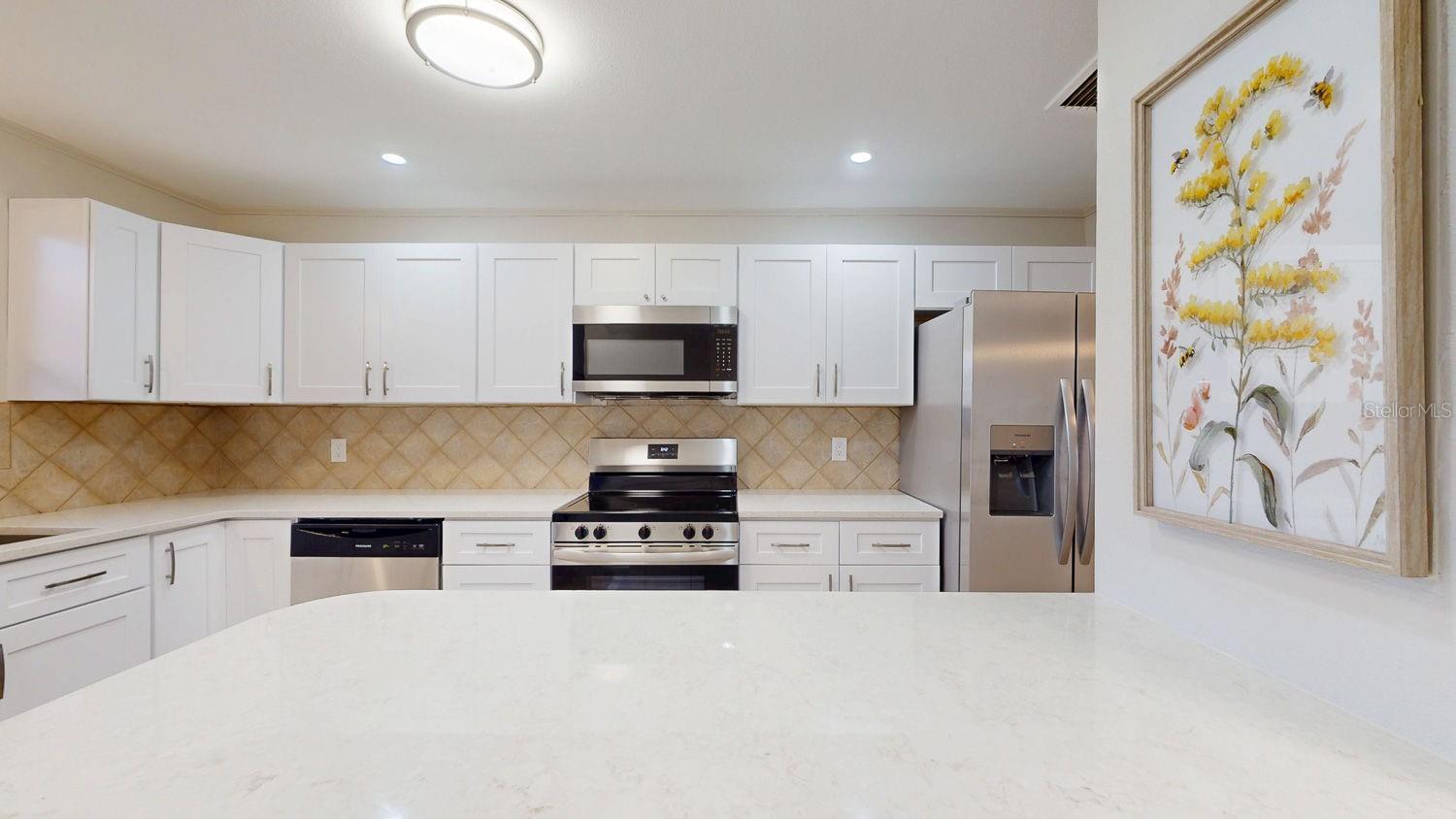 BOCA CIEGA POINT EAST - Residential