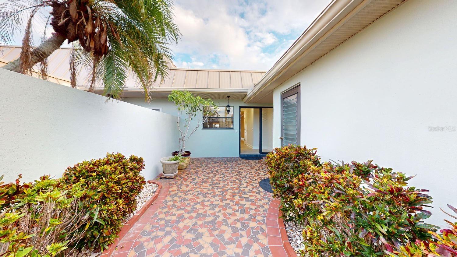 BOCA CIEGA POINT EAST - Residential